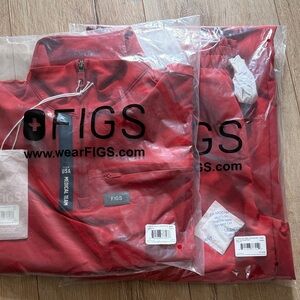 Women’s USA figs fiber scrub set